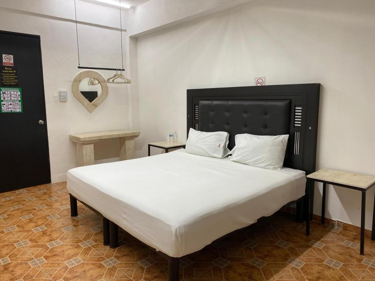 Hotel La Catedral Mérida Eksteriør bilde